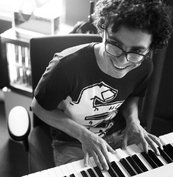 Leo Aldrey_Red Bull Piano Sessions.jpg Leo Aldrey_Red Bull Piano Sessions.jpg