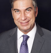Quique Bofill - amigo de los padres.jpg Quique Bofill - amigo de los padres.jpg